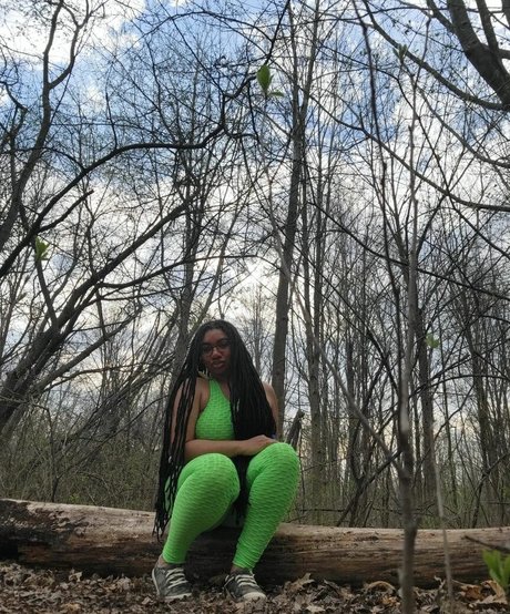 Naakte gelekte OnlyFans-foto van Locked Honey Princess