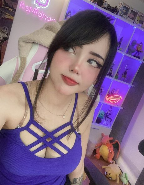 Naakte gelekte OnlyFans-foto van Itsmidna