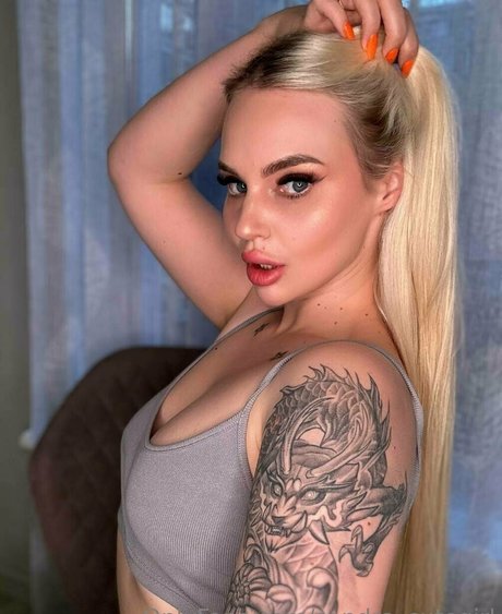 Sandracutegirl