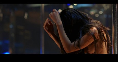 Naakte gelekte OnlyFans-foto van Roselyn Sanchez