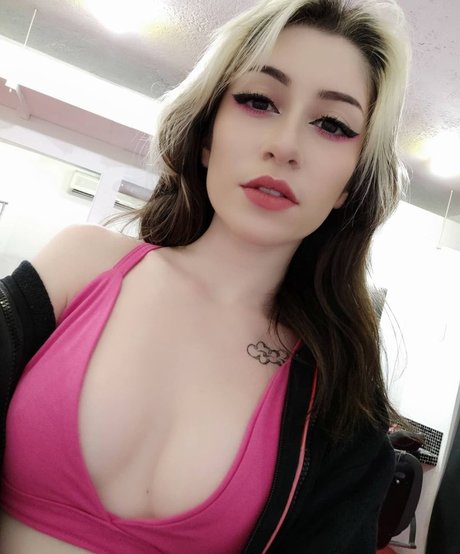 Naakte gelekte OnlyFans-foto van Mariza Scheid