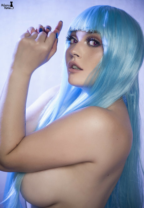 Naakte gelekte OnlyFans-foto van Milena Hime