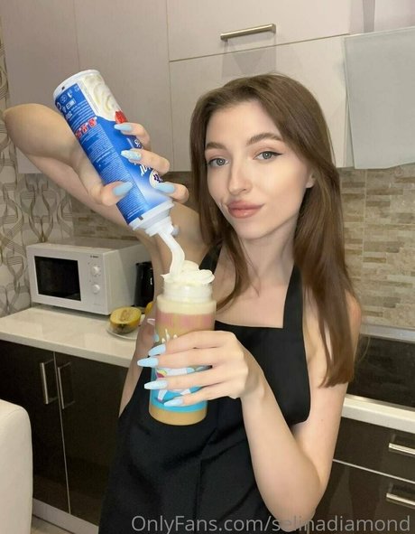 Naakte gelekte OnlyFans-foto van Alisablanche