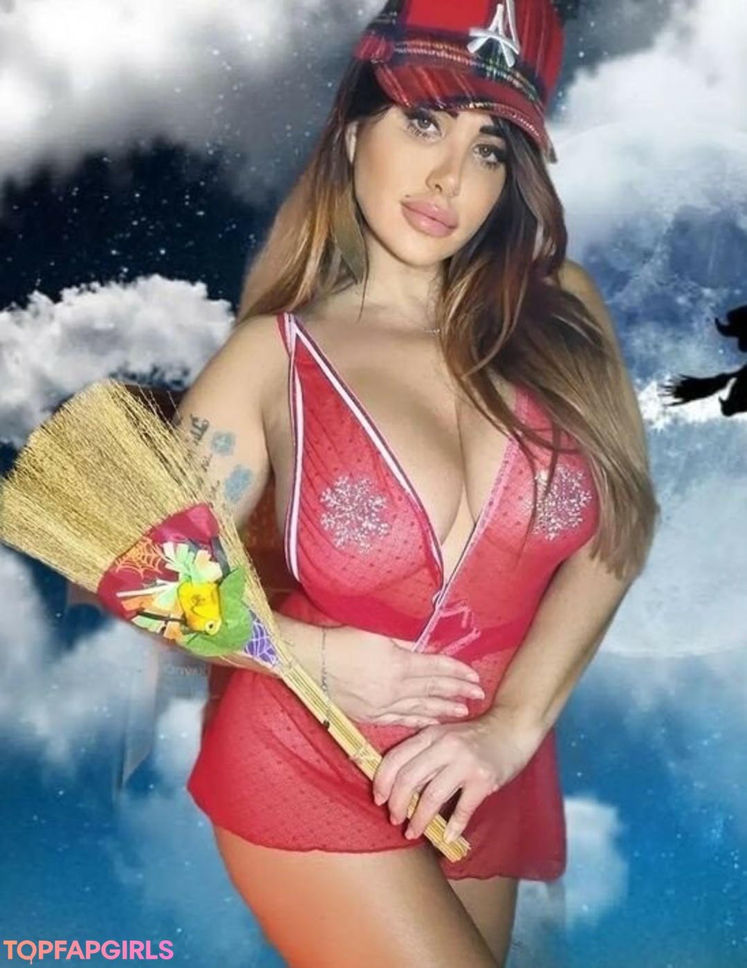 Naakte gelekte OnlyFans-foto van Marika Fruscio #1370