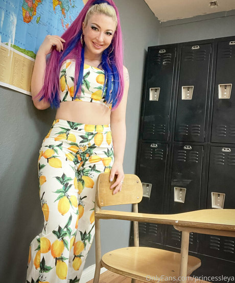 Naakte gelekte OnlyFans-foto van Princessleya