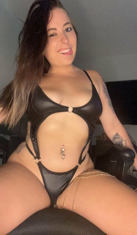 Naakte gelekte OnlyFans-foto van Casey Likes To Trip