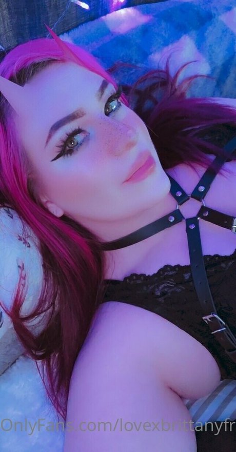 Naakte gelekte OnlyFans-foto van Lovexbrittanyfree