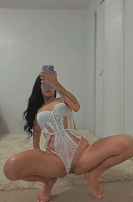 Naakte gelekte OnlyFans-foto van Amandamaggie