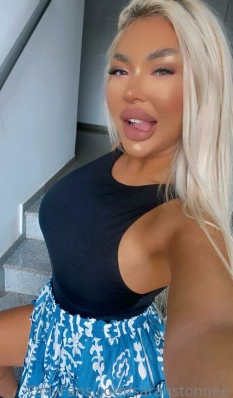 Naakte gelekte OnlyFans-foto van Sarahstonnee