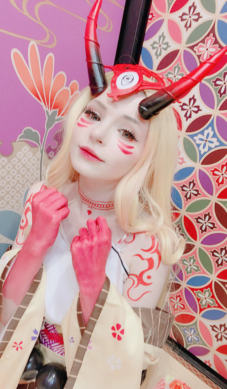 Naakte gelekte OnlyFans-foto van Peachymilky