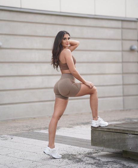 Naakte gelekte OnlyFans-foto van Amanda Fransson