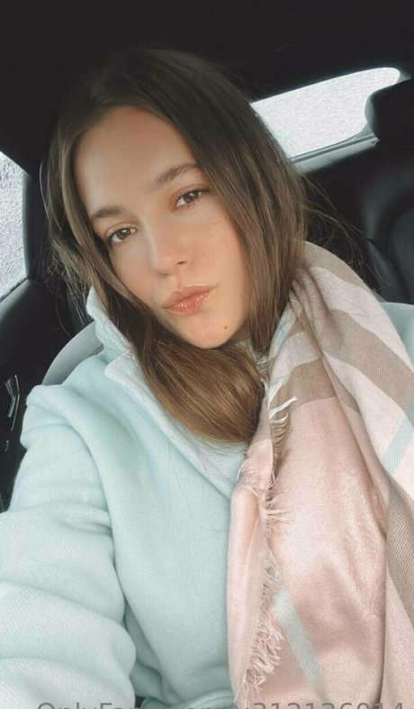 Naakte gelekte OnlyFans-foto van Meridianaua