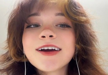 Naakte gelekte OnlyFans-foto van Rockruff