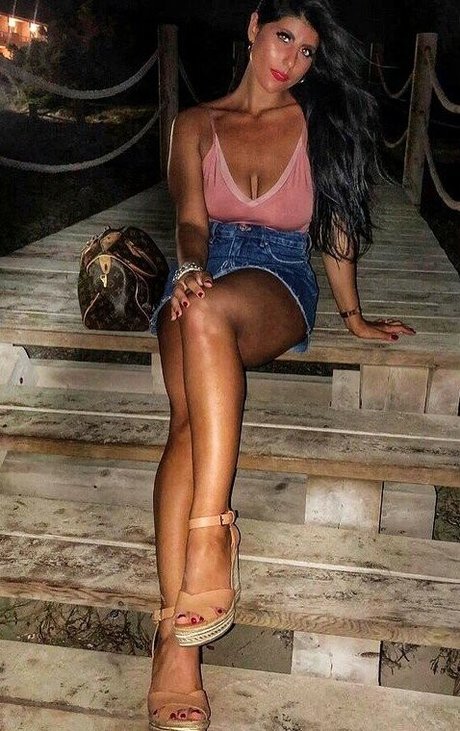 Naakte gelekte OnlyFans-foto van Valentina De Nucci