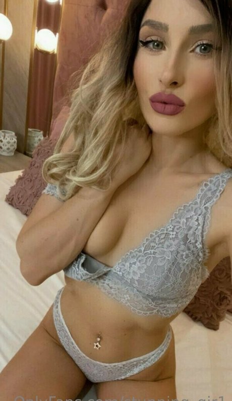 Naakte gelekte OnlyFans-foto van Stunninggir1