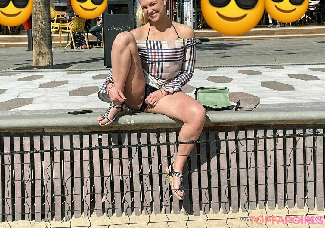 Naakte gelekte OnlyFans-foto van Siswet19 #1022