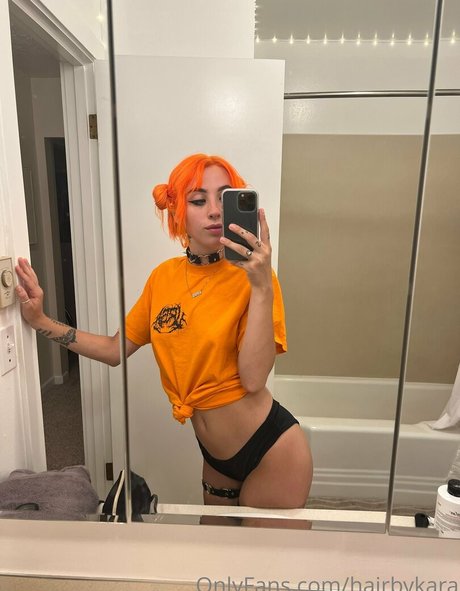Naakte gelekte OnlyFans-foto van Hairbyharleyy
