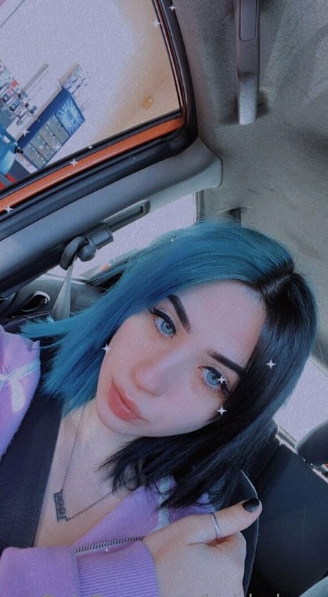 Naakte gelekte OnlyFans-foto van Hairbyharleyy