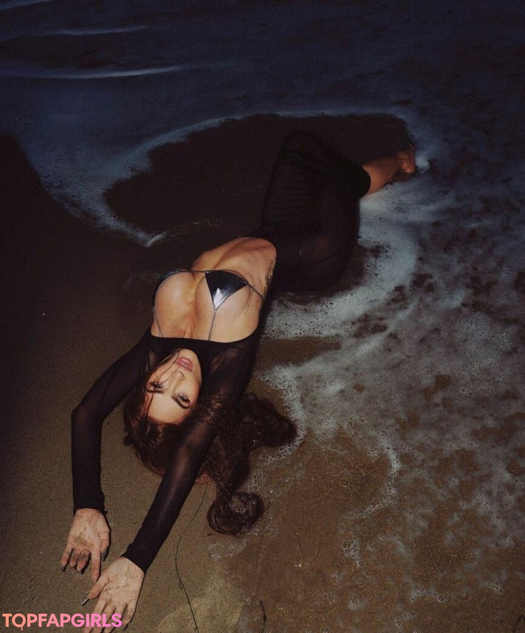 Naakte gelekte OnlyFans-foto van Megan Fox #1089