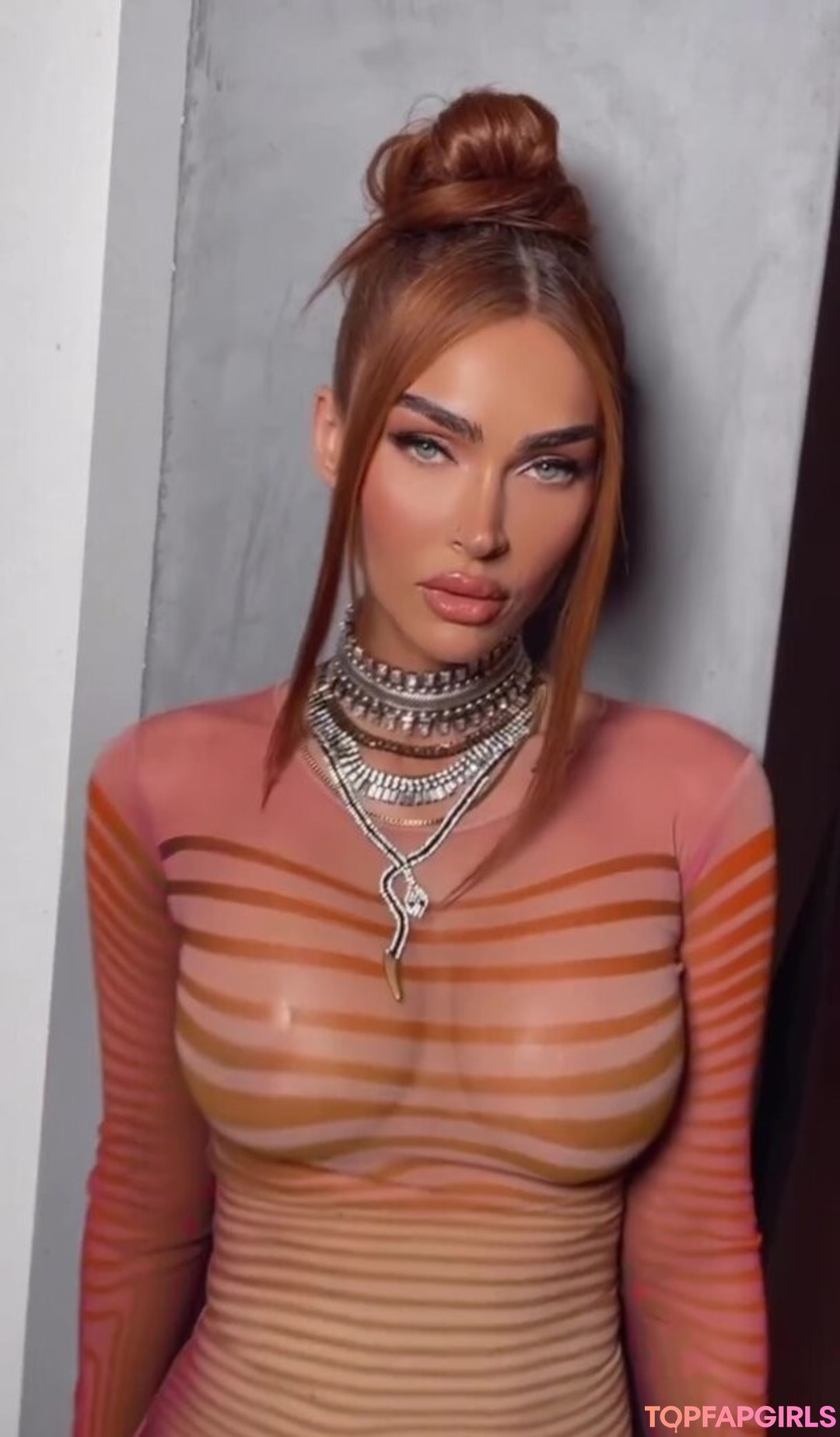 Naakte gelekte OnlyFans-foto van Megan Fox #1102