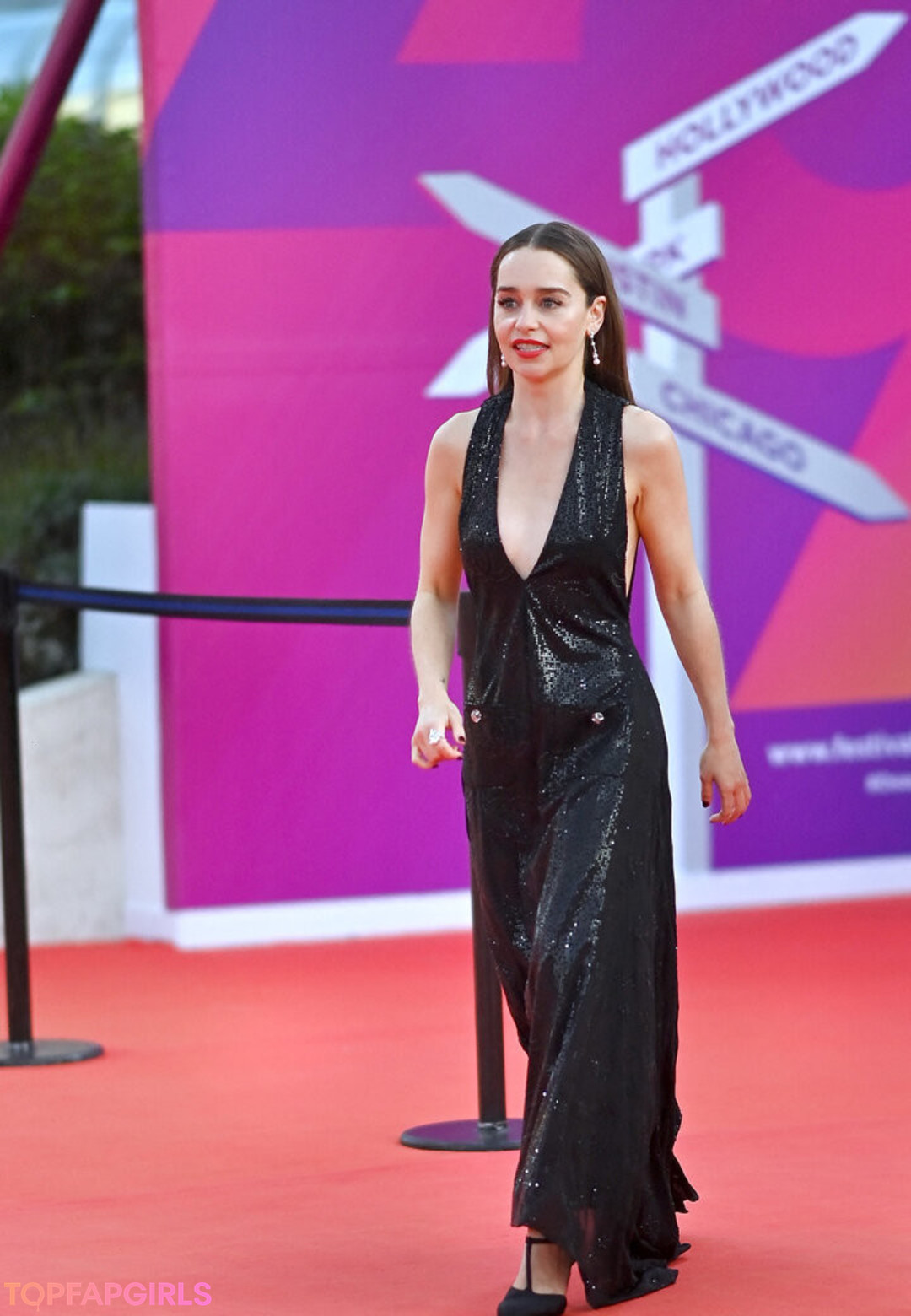 Naakte gelekte OnlyFans-foto van Emilia Clarke #1137