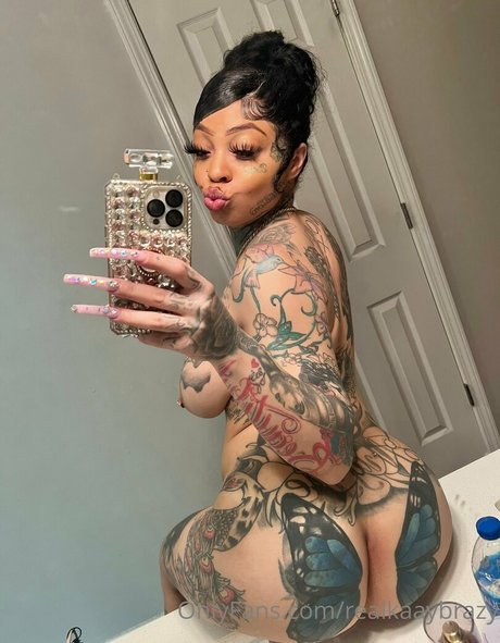 Naakte gelekte OnlyFans-foto van Realkaaybrazy