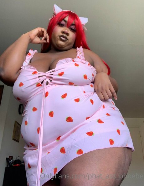 Phat_ass_phoebe