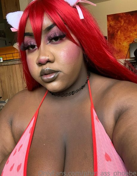 Phat_ass_phoebe