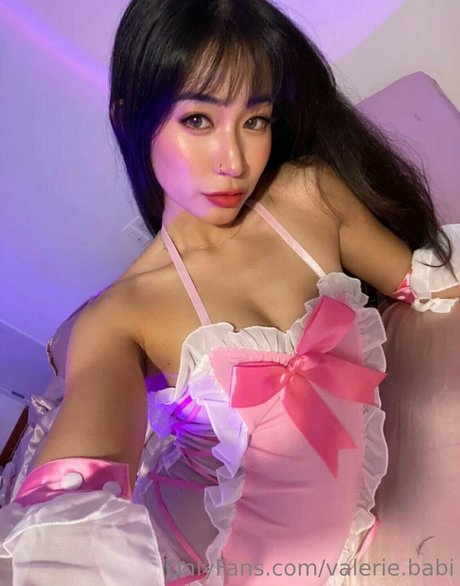 Naakte gelekte OnlyFans-foto van Valeriebabi