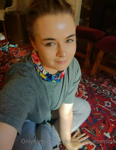 Naakte gelekte OnlyFans-foto van Chloelovesattention