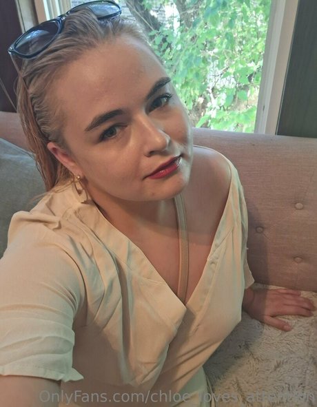 Chloe_loves_attention