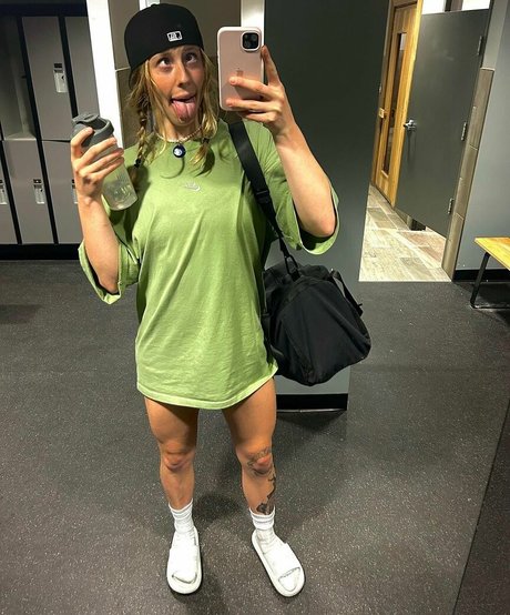 Naakte gelekte OnlyFans-foto van Lolcaughtureye