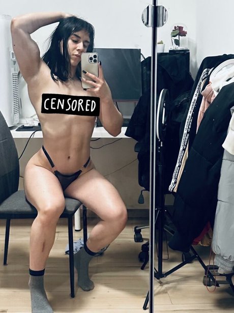 Courtney01