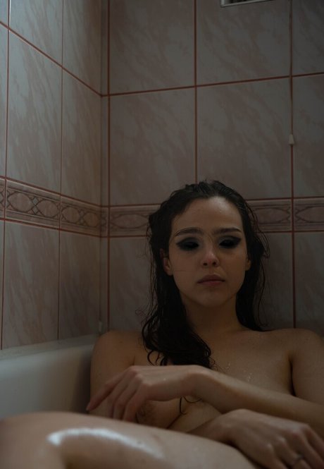 Naakte gelekte OnlyFans-foto van Kamochi Asmr