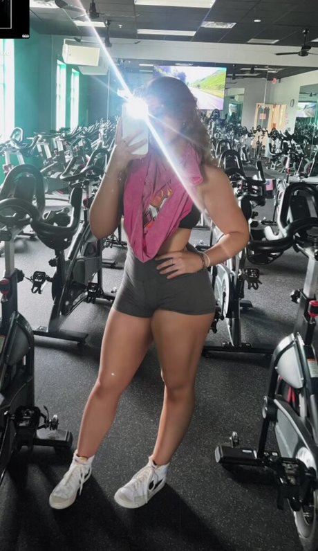Naakte gelekte OnlyFans-foto van Itsrockie