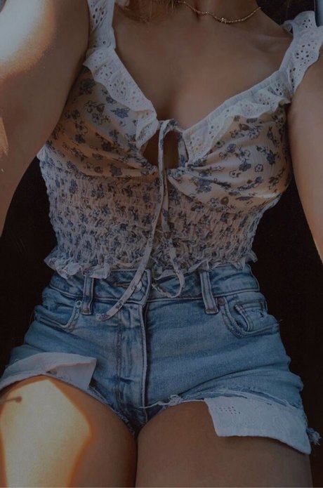 Naakte gelekte OnlyFans-foto van Itsrockie