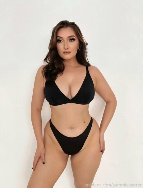 Naakte gelekte OnlyFans-foto van Sammiewarren
