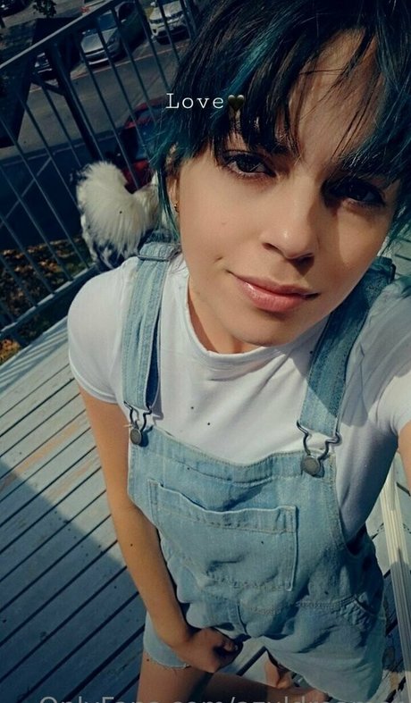 Naakte gelekte OnlyFans-foto van Azuldreamer