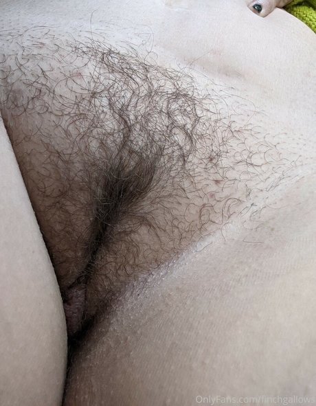 Naakte gelekte OnlyFans-foto van Finchgallows