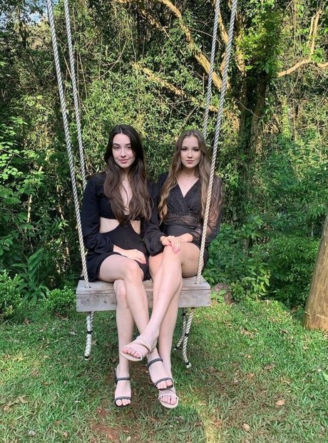 Naakte gelekte OnlyFans-foto van Kassianaquadros