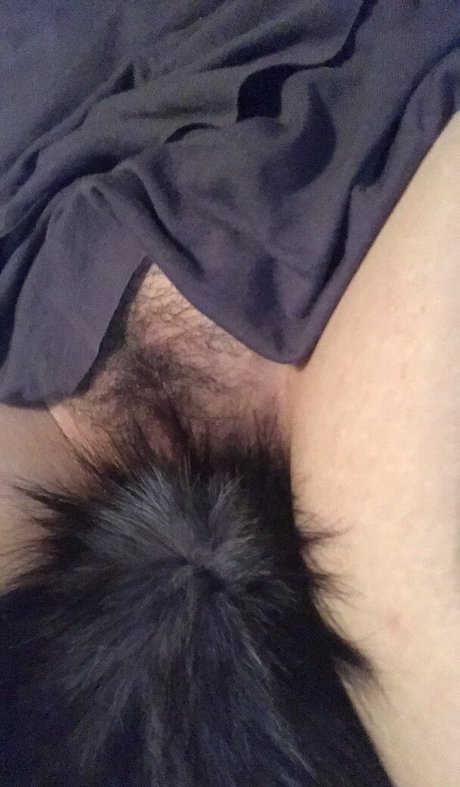 Naakte gelekte OnlyFans-foto van Slyvampyre