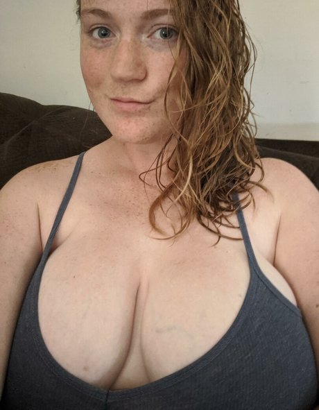 Naakte gelekte OnlyFans-foto van Claire