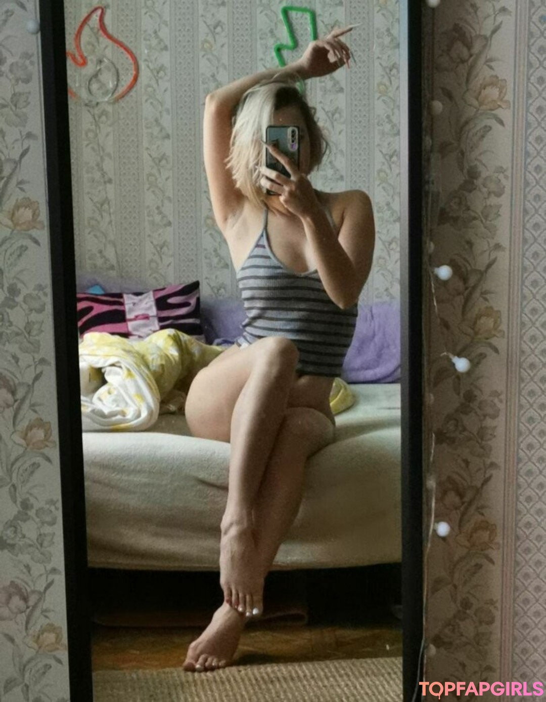 Naakte gelekte OnlyFans-foto van Funsnail #1015