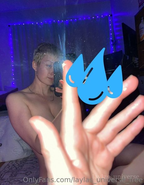 Naakte gelekte OnlyFans-foto van Laylasuniversefree