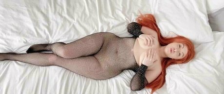 Naakte gelekte OnlyFans-foto van Babyfreery