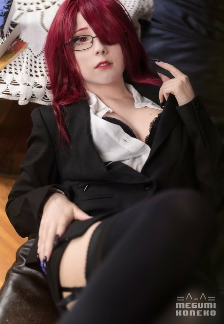 Naakte gelekte OnlyFans-foto van Megumi Koneko