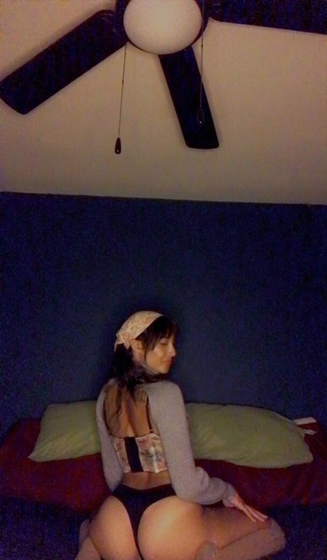 Naakte gelekte OnlyFans-foto van Ophelia11289