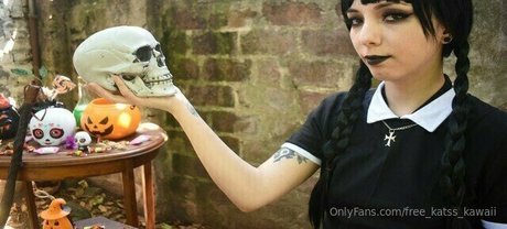 Naakte gelekte OnlyFans-foto van Freekatsskawaii