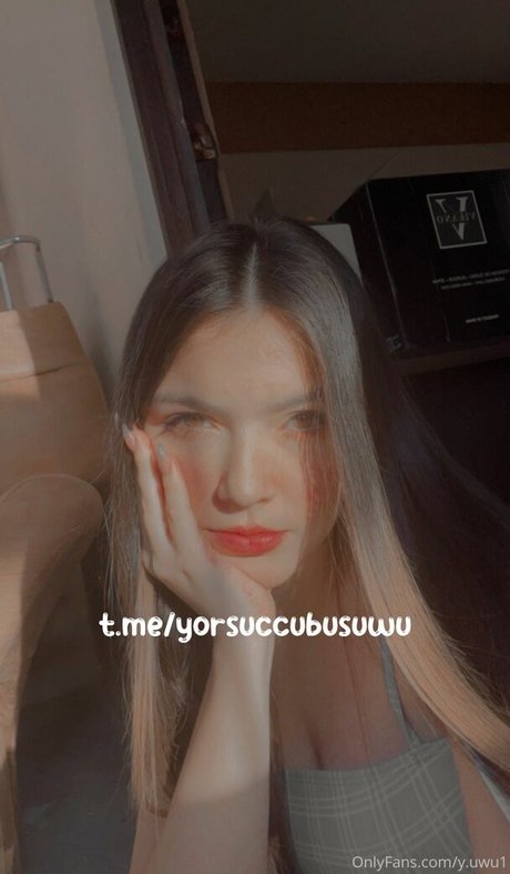 Naakte gelekte OnlyFans-foto van Nightmaresuccubus