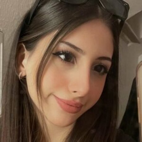 Naakte gelekte OnlyFans-foto van Bnniesxo